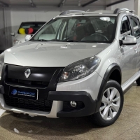 SANDERO STEPWAY 1.6 HI-FLEX